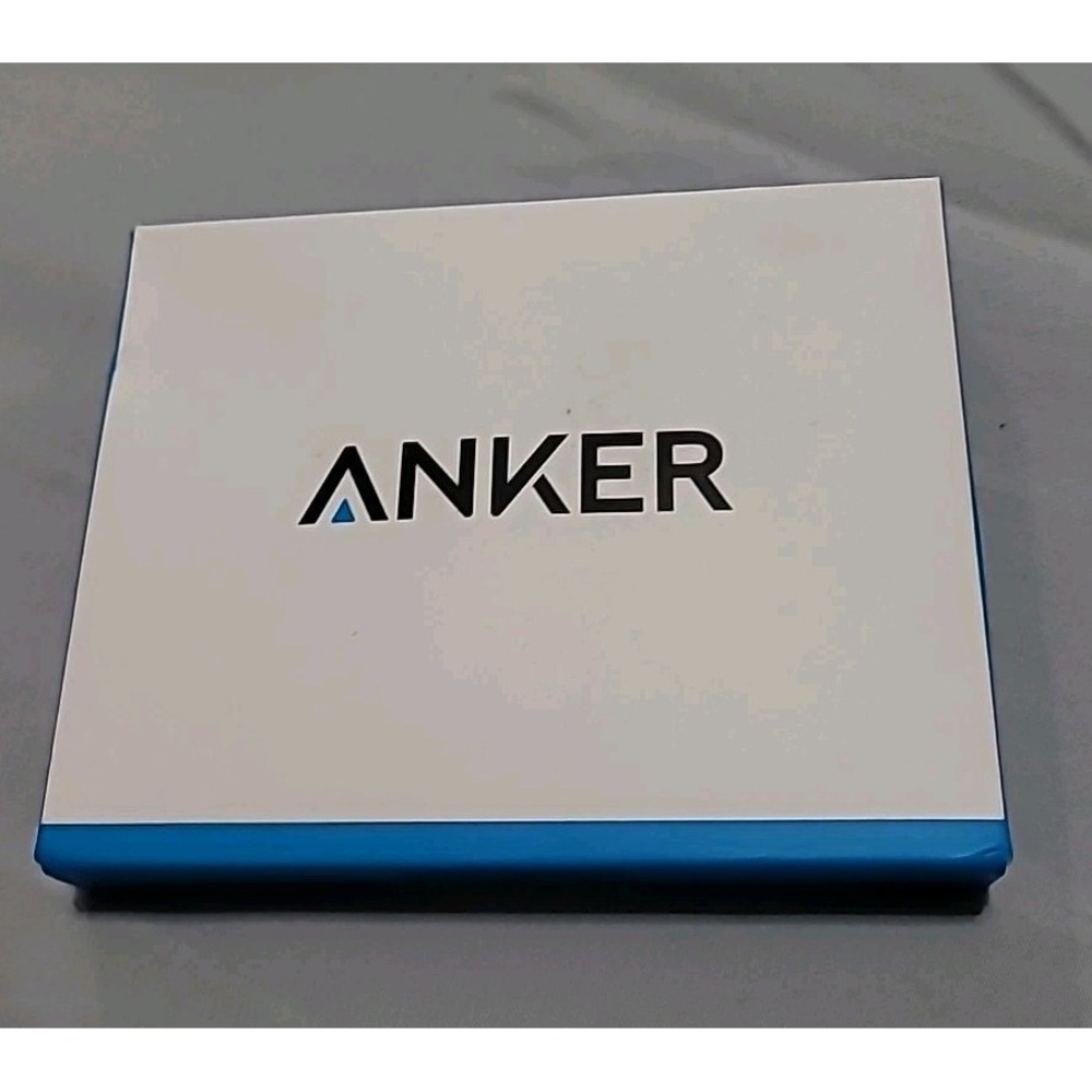 Anker PowerPort A2511 Black Wireless Input 5.0V 2A Output 5.0V 1 Qi L21-05